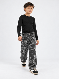 TITAN PRINT GREY